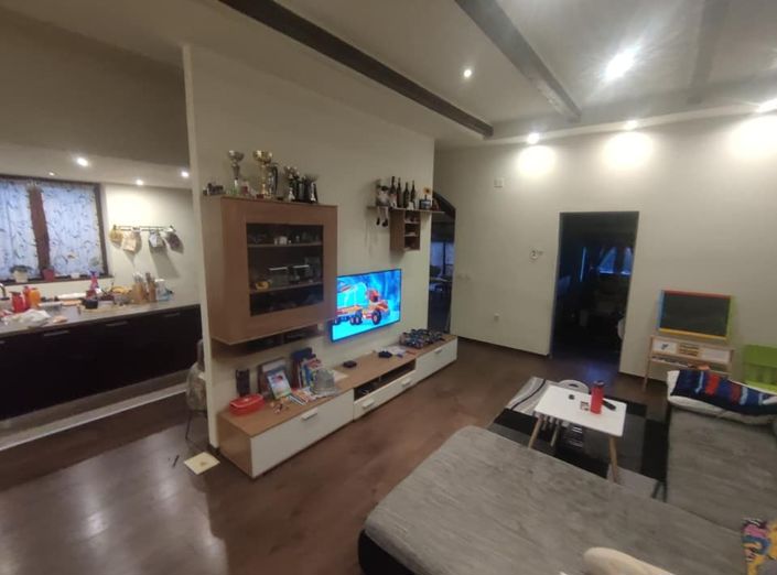 Image No.3-3 Bed House for sale