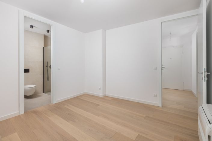 Image No.5-3 Bed Apartment for sale