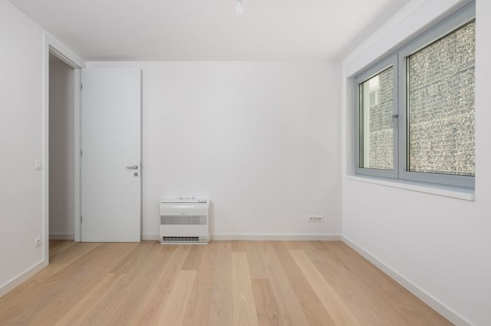 Image No.7-3 Bed Apartment for sale