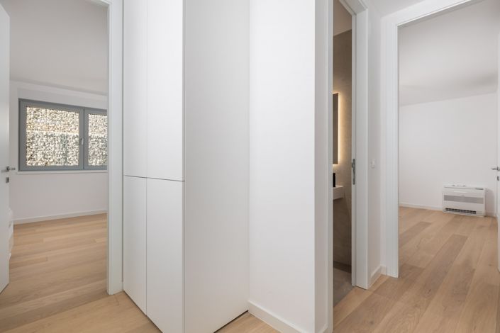 Image No.8-3 Bed Apartment for sale