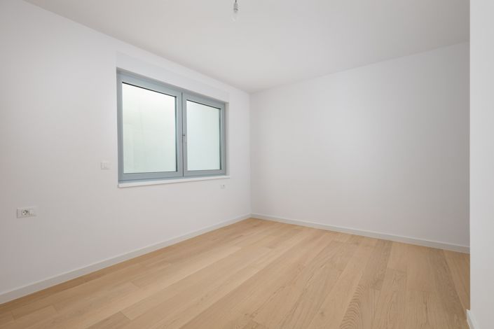 Image No.6-3 Bed Apartment for sale