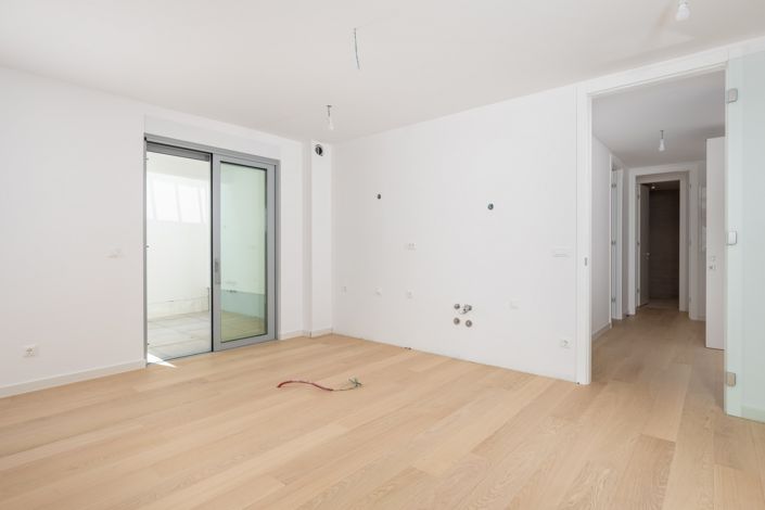 Image No.7-3 Bed Apartment for sale