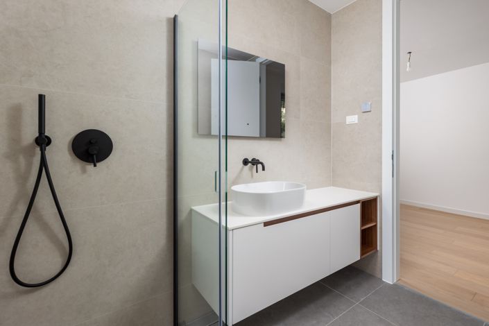 Image No.11-3 Bed Apartment for sale