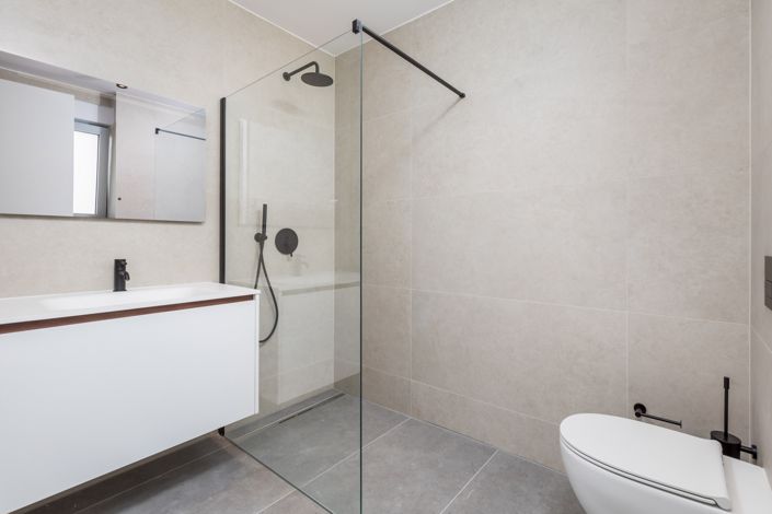 Image No.12-3 Bed Apartment for sale