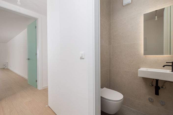 Image No.14-3 Bed Apartment for sale