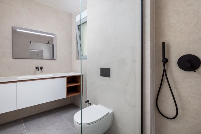 Image No.11-3 Bed Apartment for sale