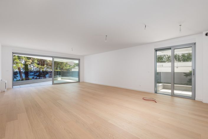 Image No.15-3 Bed Apartment for sale