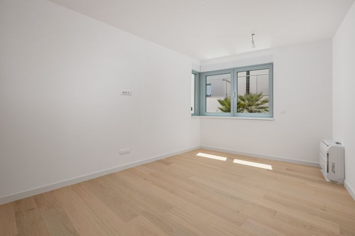 Image No.2-3 Bed Apartment for sale