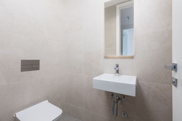 Image No.9-3 Bed Apartment for sale