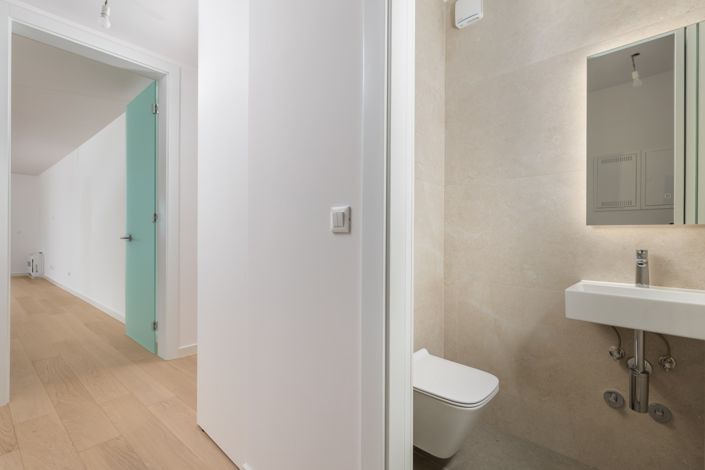 Image No.11-3 Bed Apartment for sale