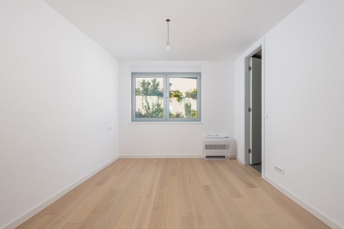 Image No.4-3 Bed Apartment for sale
