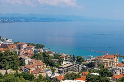 vrhunski-luksuz-u-opatiji-penthouse-privatni-bazen-i-pogled_12