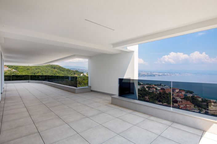 Image No.17-4 Bed Apartment for sale