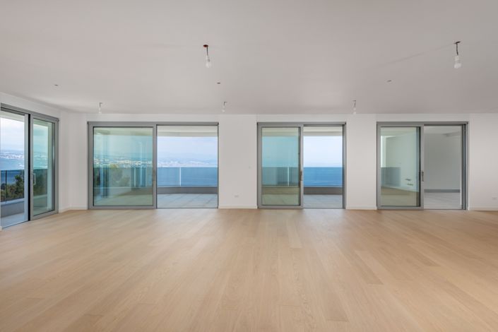 Image No.20-4 Bed Apartment for sale