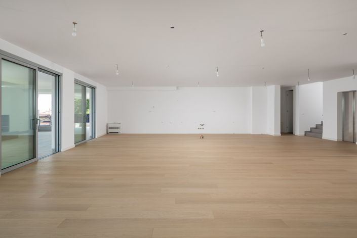 Image No.21-4 Bed Apartment for sale