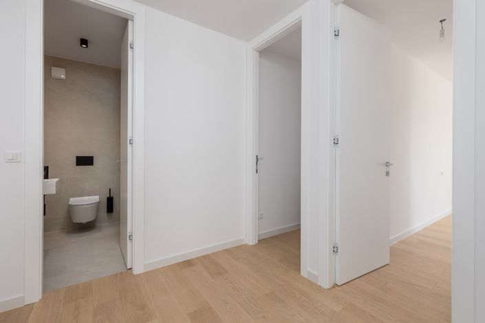 Image No.14-3 Bed Apartment for sale