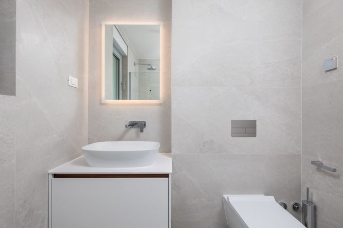 Image No.11-6 Bed Apartment for sale