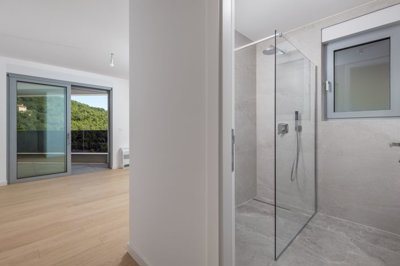 prestizan-duplex-stan-u-opatiji-s-pogledom-na-more-i-garazom_13