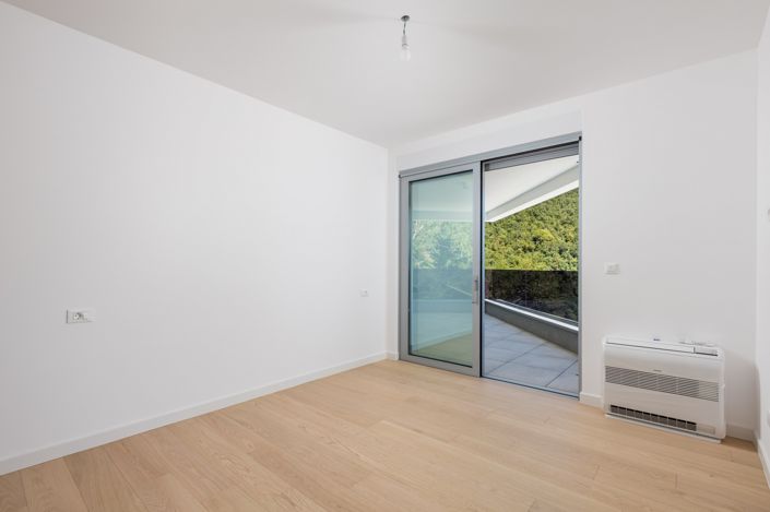 Image No.4-6 Bed Apartment for sale