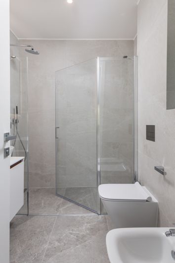 Image No.8-6 Bed Apartment for sale