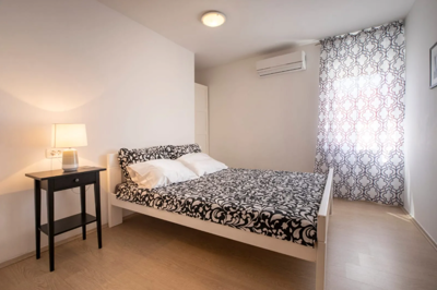 dvoetazni-stan-110m2-na-samo-100-metara-od-mora-dobrinj-krk_5
