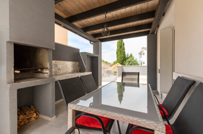 dvoetazni-stan-110m2-na-samo-100-metara-od-mora-dobrinj-krk_6