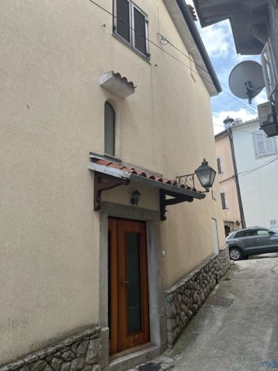 Image No.2-Maison de 6 chambres à vendre à Primorje-Gorski Kotar