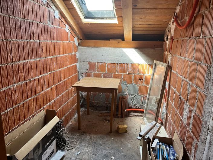 Image No.16-4 Bed House for sale