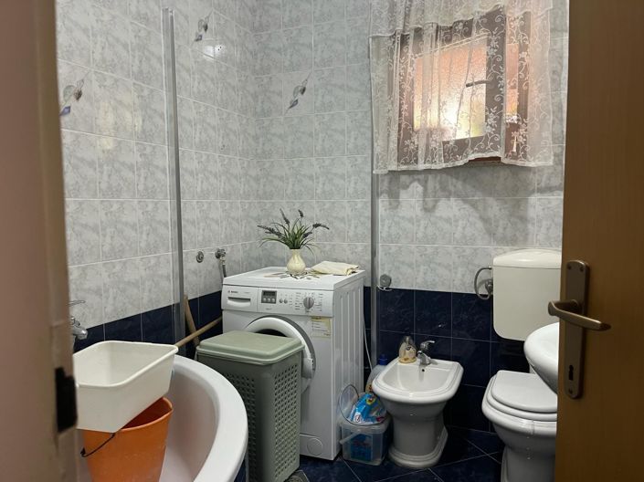 Image No.9-4 Bed House for sale