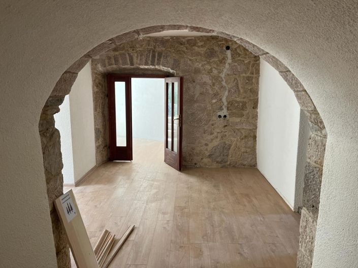 Image No.15-4 Bed Apartment for sale
