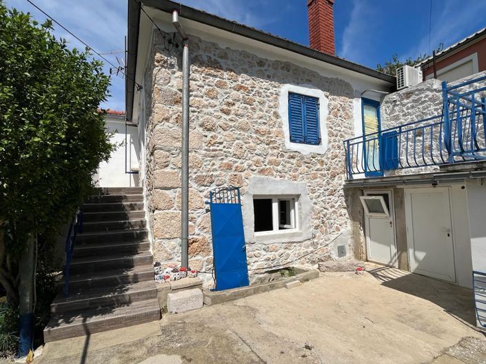 Image No.19-4 Bed Apartment for sale