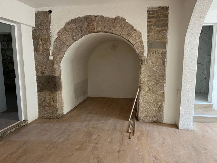 Image No.5-4 Bed Apartment for sale