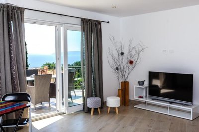 luksuzna-vila-sa-bazenom-blizu-mora-opatija-lovran_14