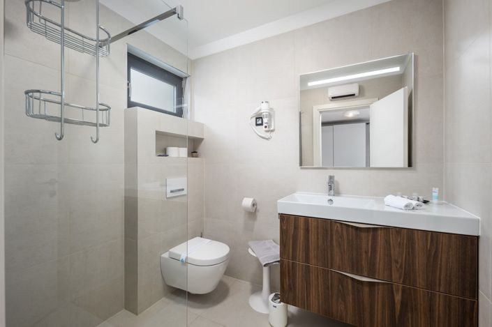 Image No.6-3 Bed House for sale