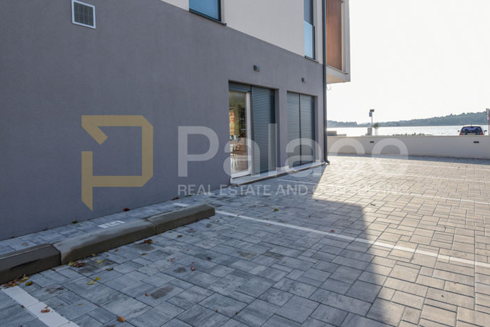 Image No.4-Commercial for sale
