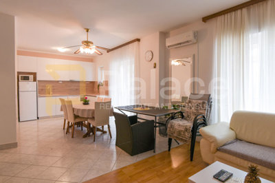 odrzavana-kuca-s-apartmanima-i-dvoristem-500-m-od-mora_10
