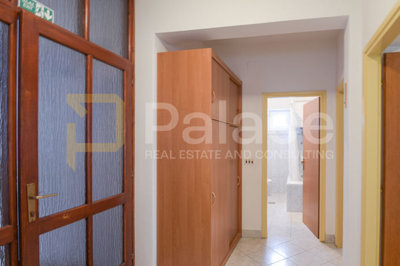 odrzavana-kuca-s-apartmanima-i-dvoristem-500-m-od-mora_15
