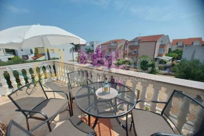 odrzavana-kuca-s-apartmanima-i-dvoristem-500-m-od-mora_2