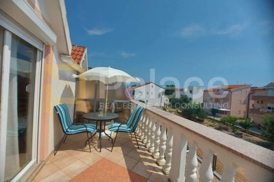 odrzavana-kuca-s-apartmanima-i-dvoristem-500-m-od-mora_3
