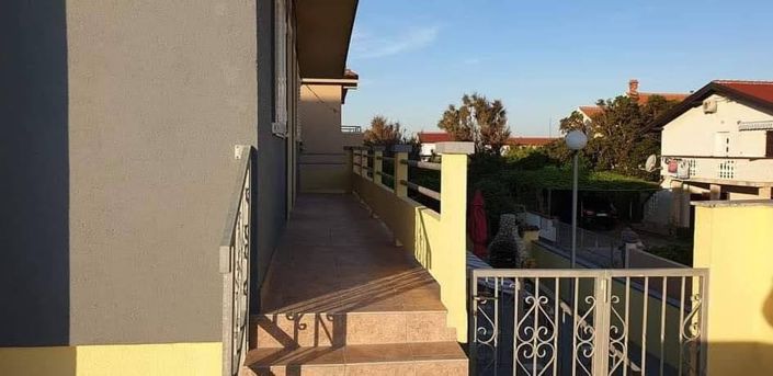 Image No.13-5 Bed House for sale