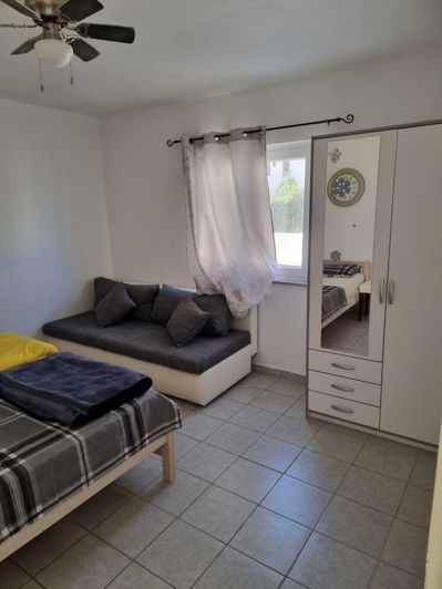 Image No.2-5 Bed House for sale