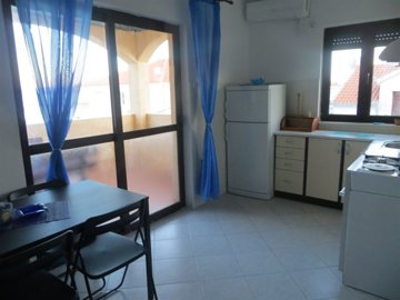 okrug-gornji-kuca-s-apartmanima-na-prodaju_8