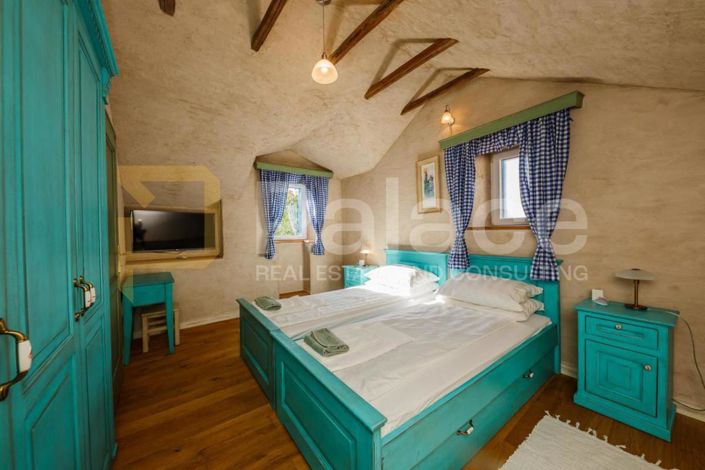 Image No.14-2 Bed Apartment for sale