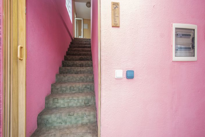 Image No.4-2 Bed House for sale