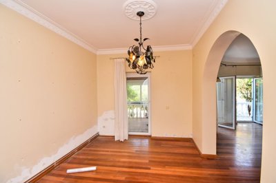 top-lokacija-kuca-blizu-mora-s-5-apartmana-i-dvoristem_4