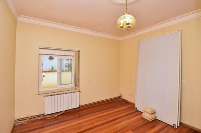 top-lokacija-kuca-blizu-mora-s-5-apartmana-i-dvoristem_7