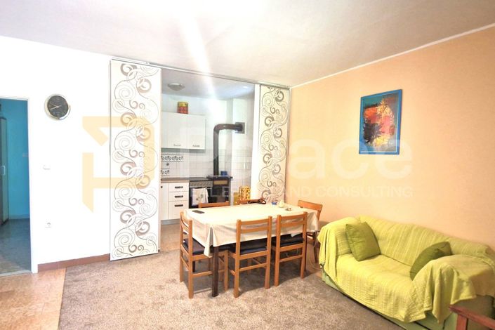 Image No.12-3 Bed House for sale