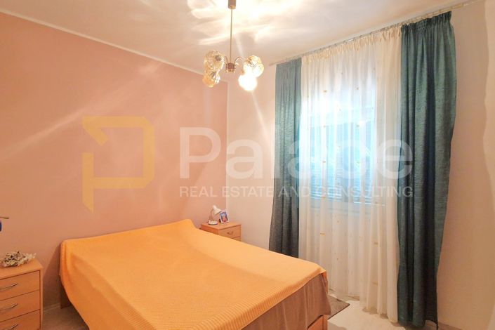 Image No.15-3 Bed House for sale