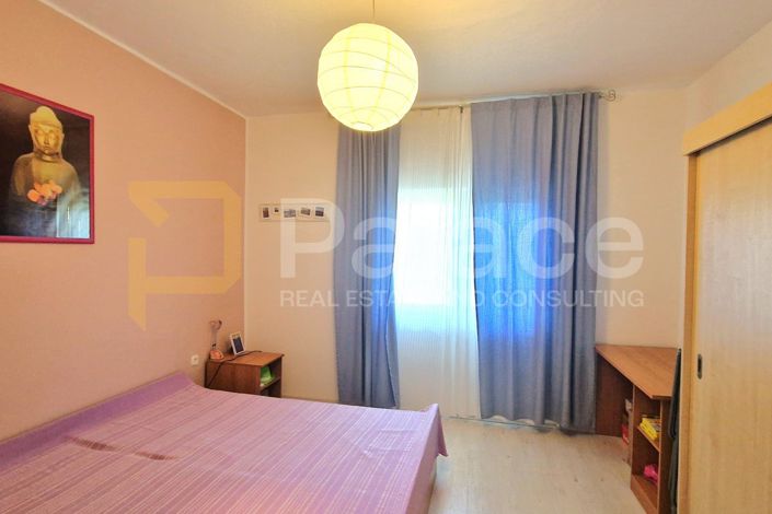 Image No.16-3 Bed House for sale