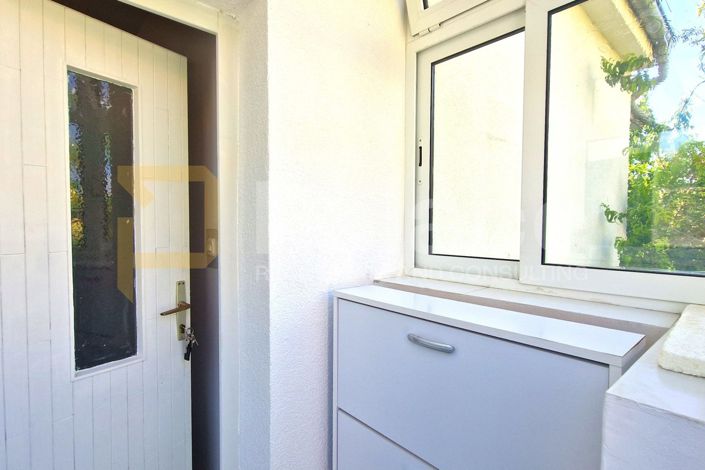 Image No.18-3 Bed House for sale